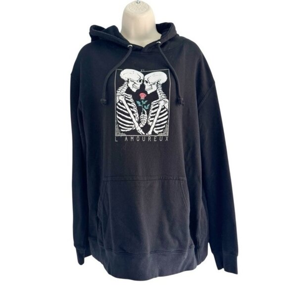 Lane 7 Women’s Size XL Black Skeleton "L'Amoureux" Tarot Card Hoodie Halloween - Picture 1 of 9